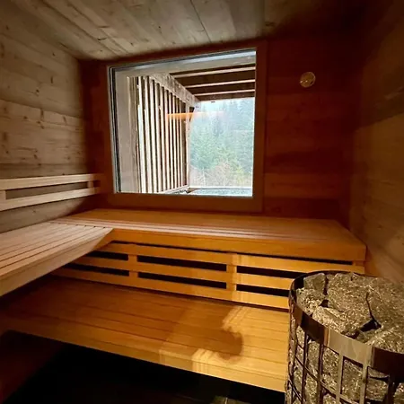 Chalet Clael Sports&nature - Sleeps 14 - Pool Sauna&hot Tub