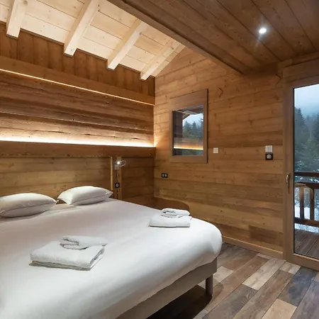 Clael Sports & Nature - Sleeps 14 - Pool Sauna & Hot Tub *